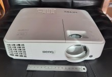   BenQ MS527